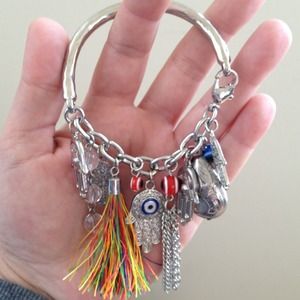 Hold for @karollinasoccer Beautiful bracelet!!