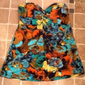 REDUCED Sexy colorful top