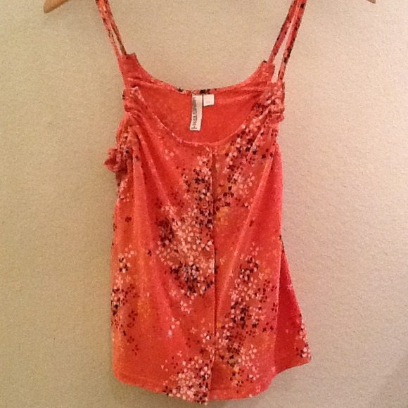Cute orange tank
