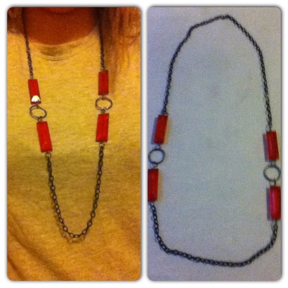 Red & Black Chain Necklace