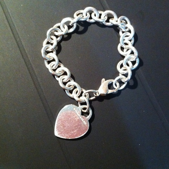 ✋Bundled! Authentic Tiffany & Co heart bracelet
