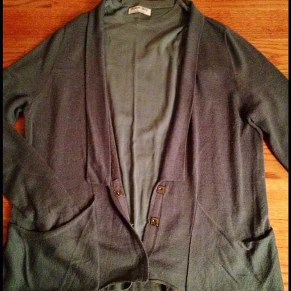 Sold/Bundled - Picture 2 of 3