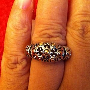 Yellow spotted Antique Ring.
