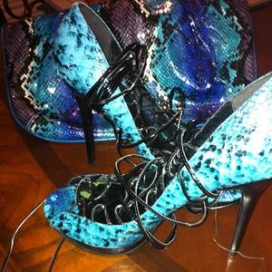 Bakers shoes and matching clutch by Nine West