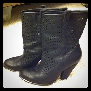 Beautiful black Sam Edelman Ankle Boots Sz. 7 1/2