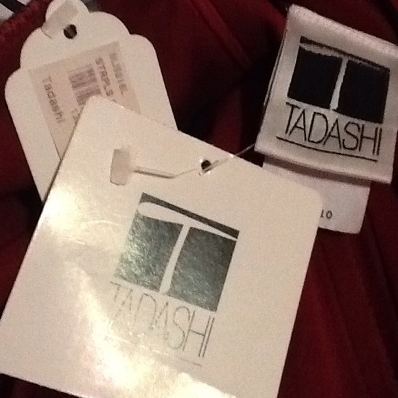 Tadashi gown - Picture 3 of 3