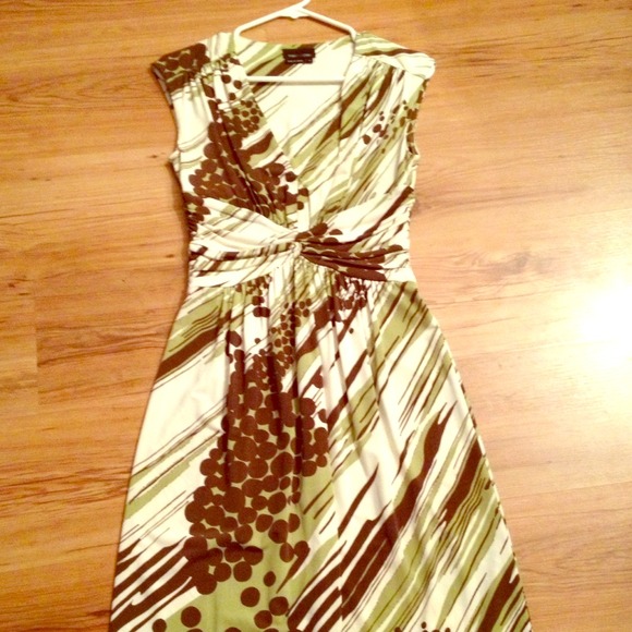 Max and Cleo dress