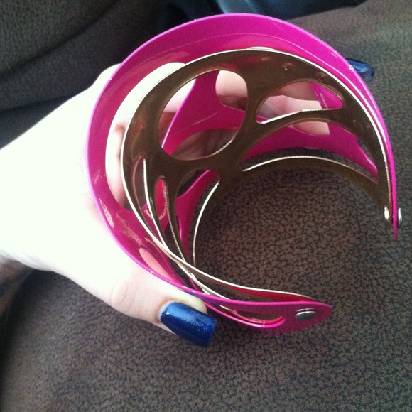 Pink & Gold - Picture 2 of 3