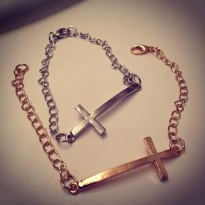 Side Cross Bracelet.