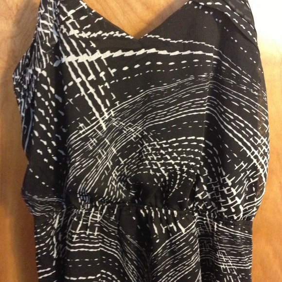 ❌Express hi-lo dress - Picture 4 of 4