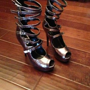 BeBe gorgeous metallic shoes
