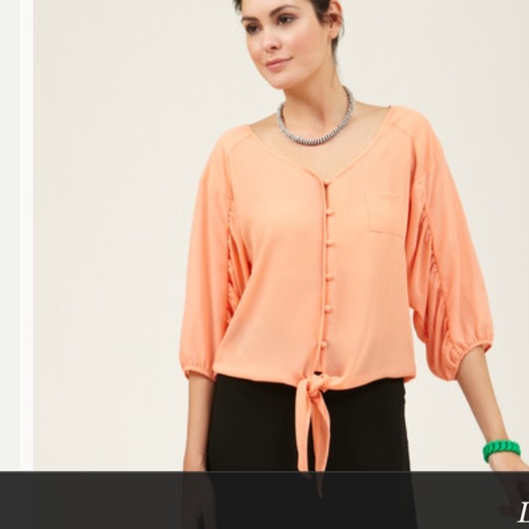 Isabel Lu Size X Small front tie silk top