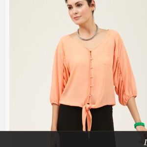 Isabel Lu Size X Small front tie silk top