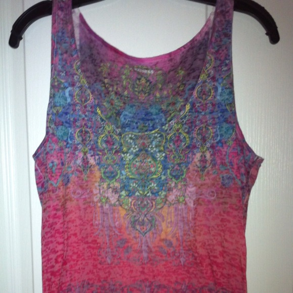 Sold 🎉Multicolored tank from Express