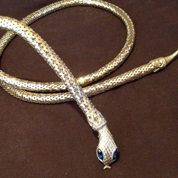 Vintage twistable gold tone snake waist belt main image 3