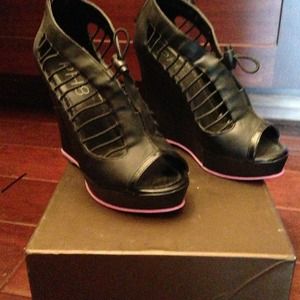 BeBe sport wedge shoes brand new size 8