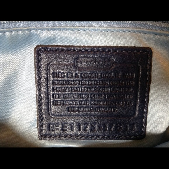 Coach Handbag - Picture 3 of 4