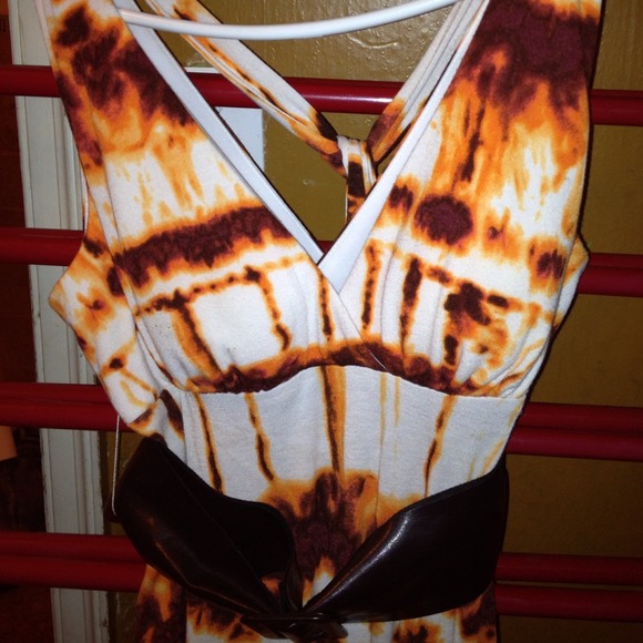 Dress - Picture 2 of 2