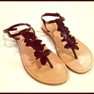 ✂Reduced✂GUESS Black Patent Sandals