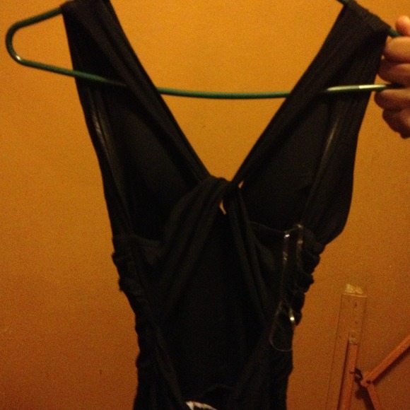 Dress - Picture 3 of 3