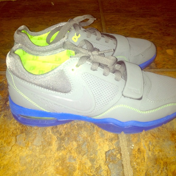 REDUCED❗Nike Trainer One