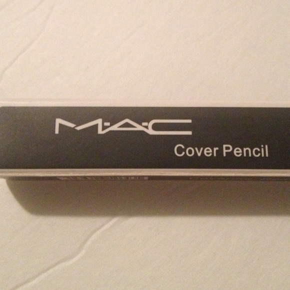 💚 MAC concealer pencil - dark
