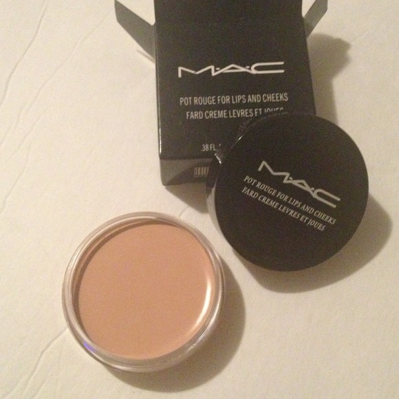💚 MAC lip and cheek color 5