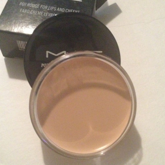 💚 MAC - Lip & Cheek color 2