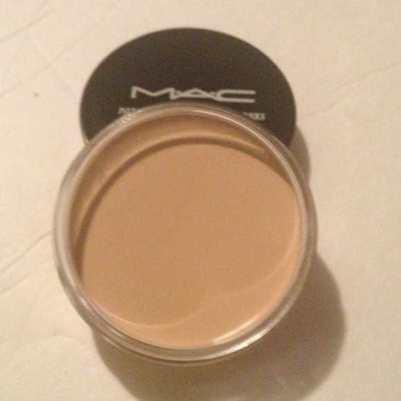 💚 MAC - Lip & cheek color 1