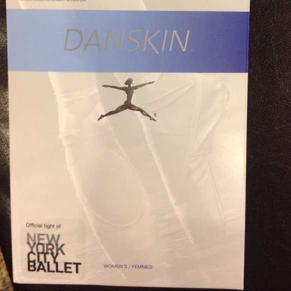 Danskin Fishnet - Picture 3 of 4