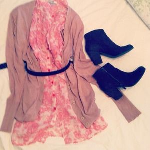 ✨rEDUcEd✨Pink paisley print dress