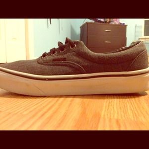 Vans era grey/black shoes