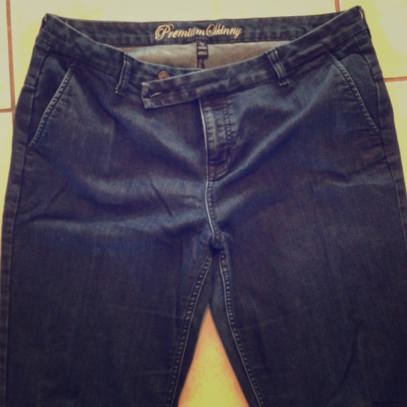 🎀RESERVED for @batmasbetter🎀 GAP Premium Skinny.