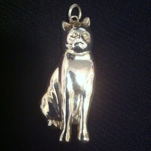 SOLD 🎀Sterling Silver Cat Pendant