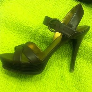 *Reserved***Guess Strappy 3 1/2" inch heels-7 1/2