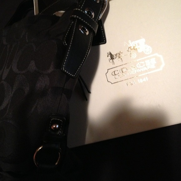 Authentic black 24cm sig duffle 👀reduced 👀 - Picture 3 of 4