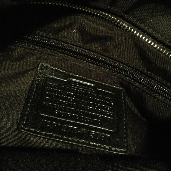 Authentic black 24cm sig duffle 👀reduced 👀 - Picture 4 of 4