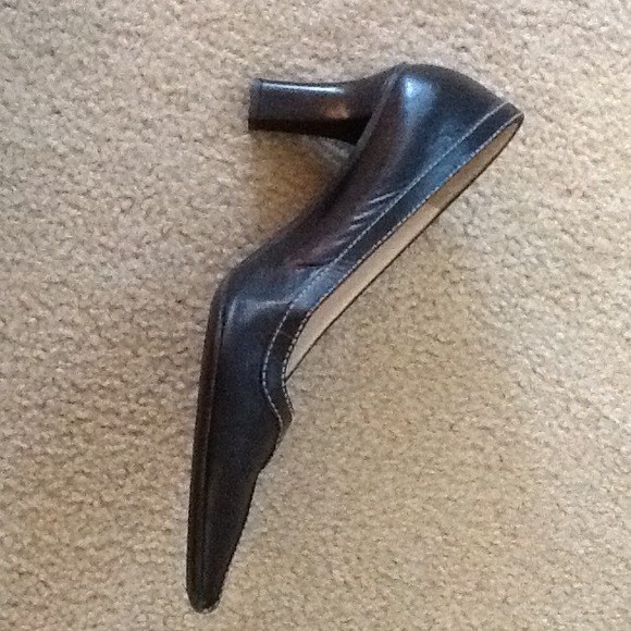 Black heels hand made in Italy- Brunomagli - Picture 2 of 2