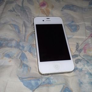 iPhone 4 switch companies don't need this phone!