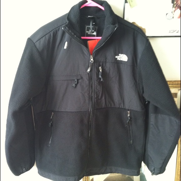 $15 CREDIT IN MY CLOSET W/THIS  North Face Denali
