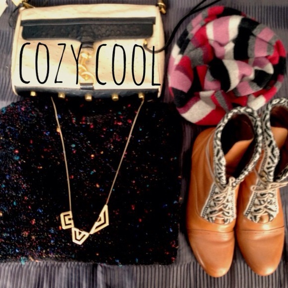 Sweaters - Oversized soft chunky V-neck sweater