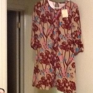 Theme brand dress. Size lg. Cute detail!!