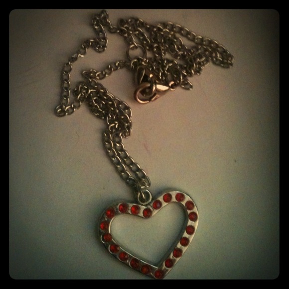 Silver heart necklace