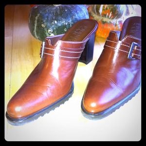 Franco Sarto slip on leather shoes