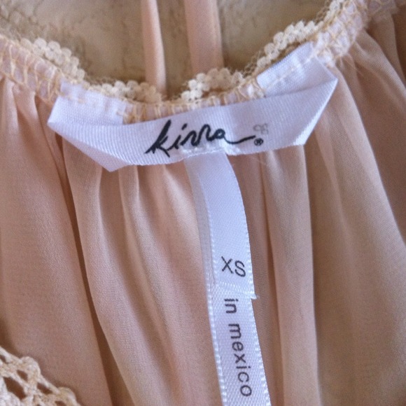 Longsleeve Chiffon and Lace Cream Top w/ back tie - Picture 4 of 4