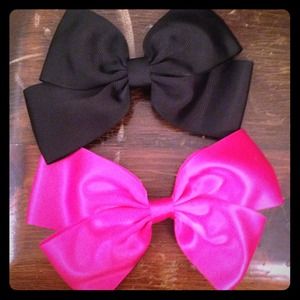 Hair bows
