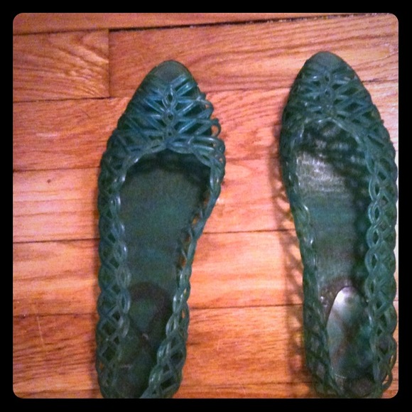 Size 10, turquoise jelly shoes