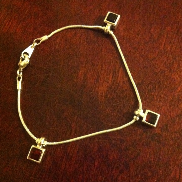 Reserved***Silver bracelet with garnets