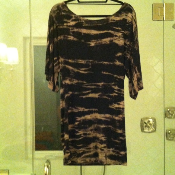 *🎈 SOLD * 🎈Gorgeous simple dress