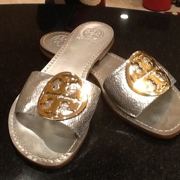 Sliver Tory burch sandal